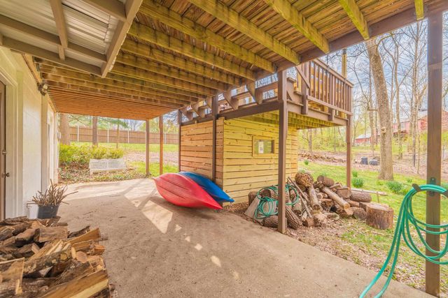 2750 E Buttonwood Drive, Bloomington, IN 47401