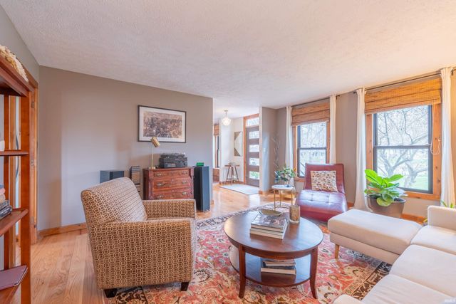 2750 E Buttonwood Drive, Bloomington, IN 47401