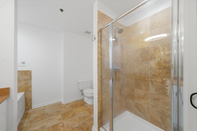 123 S Green Street 702B, Chicago, IL 60607