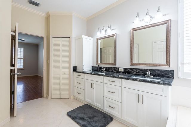 9404 AYLESHIRE PLACE, Riverview, FL 33569