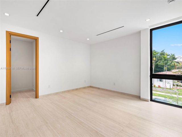 4401 SW 14th Street, Miami, FL 33134