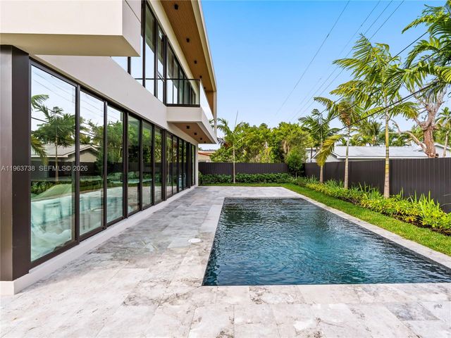 4401 SW 14th Street, Miami, FL 33134