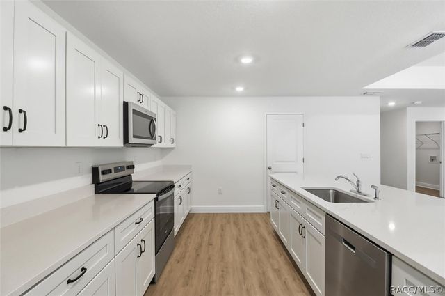 1244 W Newbury Street, Dunnellon, FL 34433