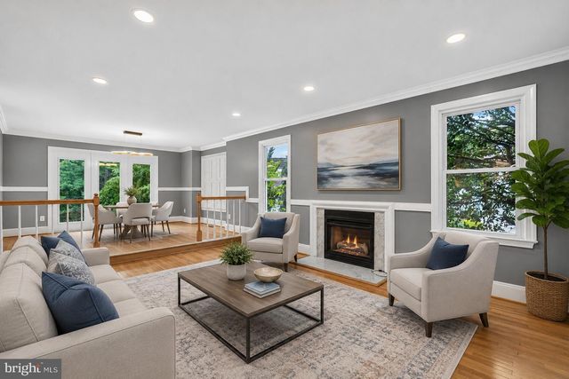 5402 ASHCOMB CT, Centreville, VA 20120