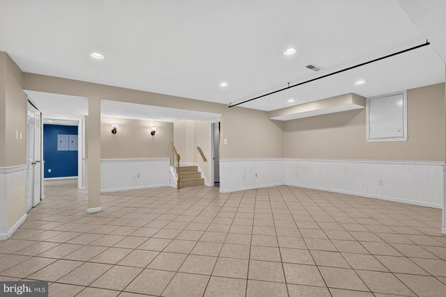 5402 ASHCOMB CT, Centreville, VA 20120