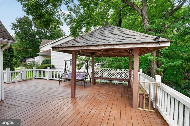 5402 ASHCOMB CT, Centreville, VA 20120