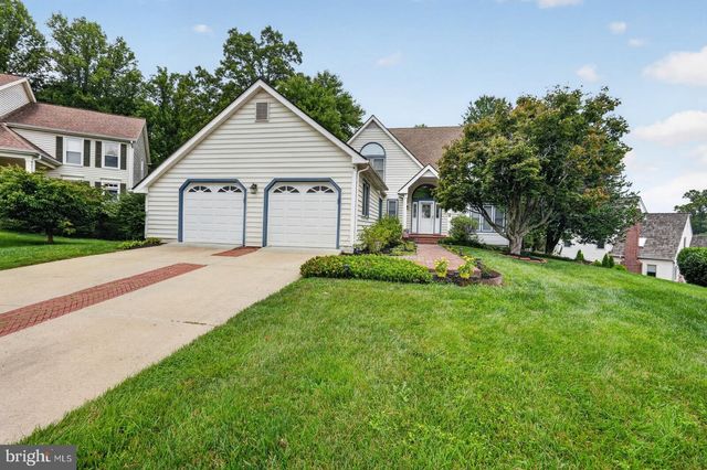 5402 ASHCOMB CT, Centreville, VA 20120
