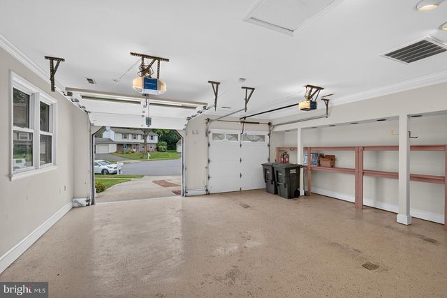 5402 ASHCOMB CT, Centreville, VA 20120