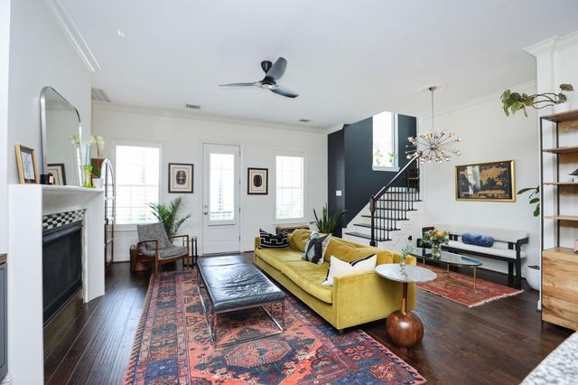 2220 Stuart Street, Houston, TX 77004
