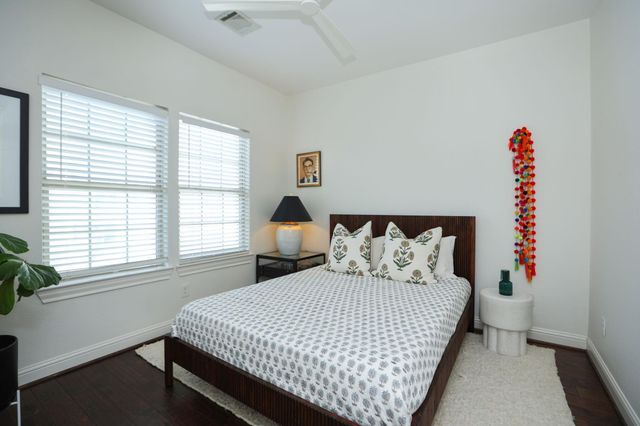 2220 Stuart Street, Houston, TX 77004