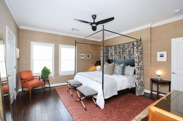 2220 Stuart Street, Houston, TX 77004