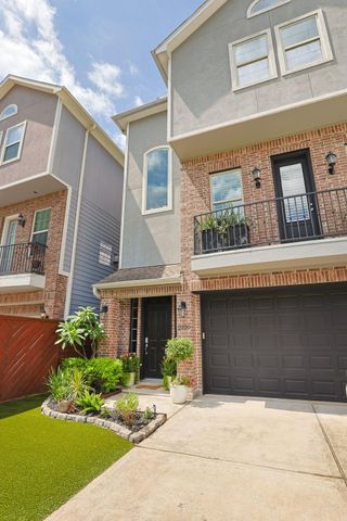 2220 Stuart Street, Houston, TX 77004