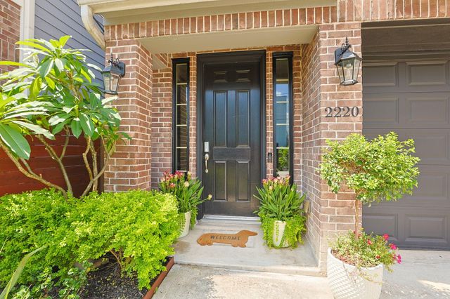 2220 Stuart Street, Houston, TX 77004