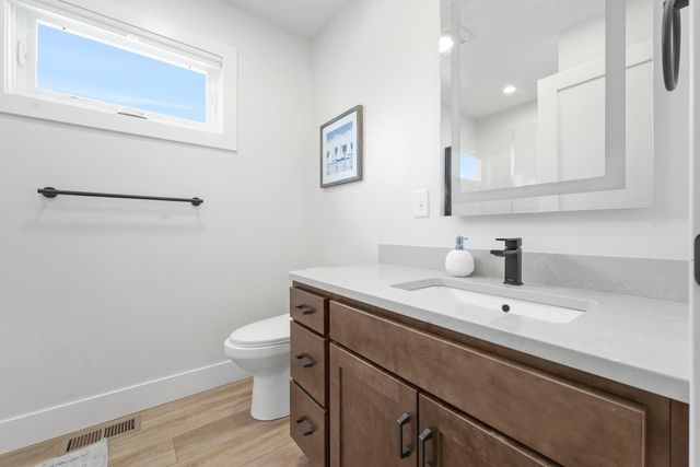 200 Gillis Street, Traverse City, MI 49684