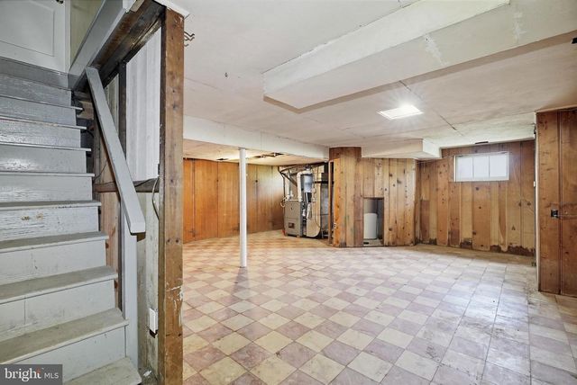 420 KINGSTON RD, Oreland, PA 19075