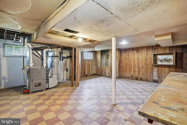 420 KINGSTON RD, Oreland, PA 19075