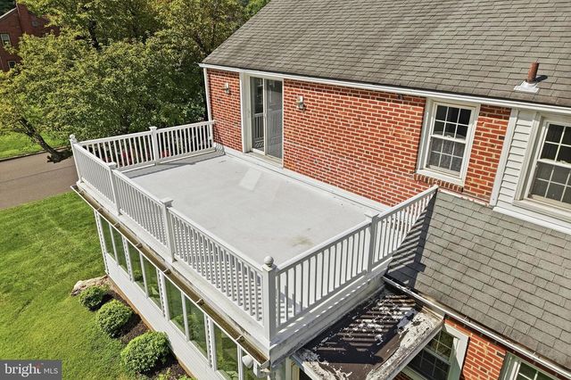 420 KINGSTON RD, Oreland, PA 19075