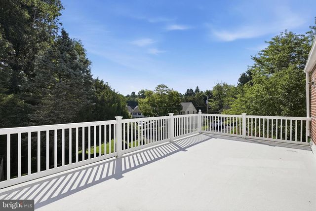 420 KINGSTON RD, Oreland, PA 19075