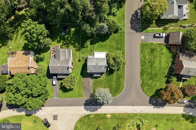 420 KINGSTON RD, Oreland, PA 19075