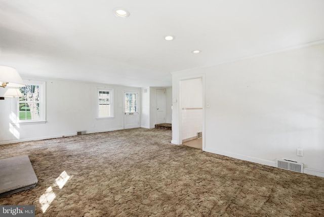420 KINGSTON RD, Oreland, PA 19075