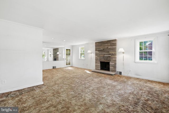 420 KINGSTON RD, Oreland, PA 19075