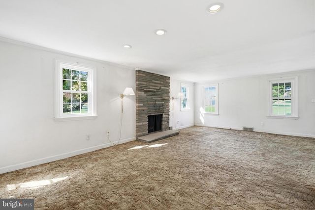 420 KINGSTON RD, Oreland, PA 19075