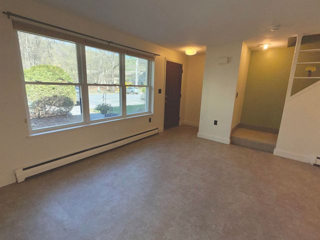 10 Morningside Commons, Brattleboro, VT 05301