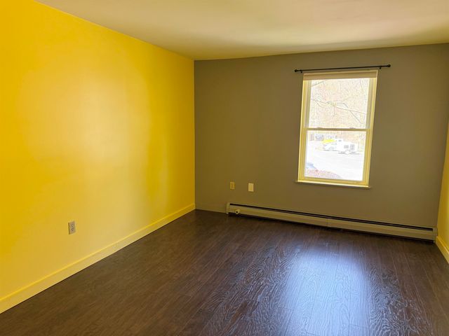 10 Morningside Commons, Brattleboro, VT 05301