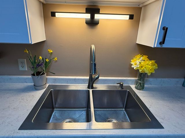 10 Morningside Commons, Brattleboro, VT 05301