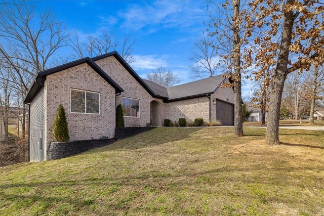 12 Reighton Drive, Bella Vista, AR 72714