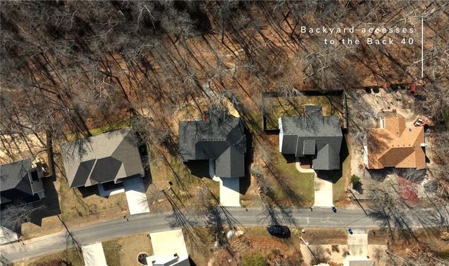 12 Reighton Drive, Bella Vista, AR 72714