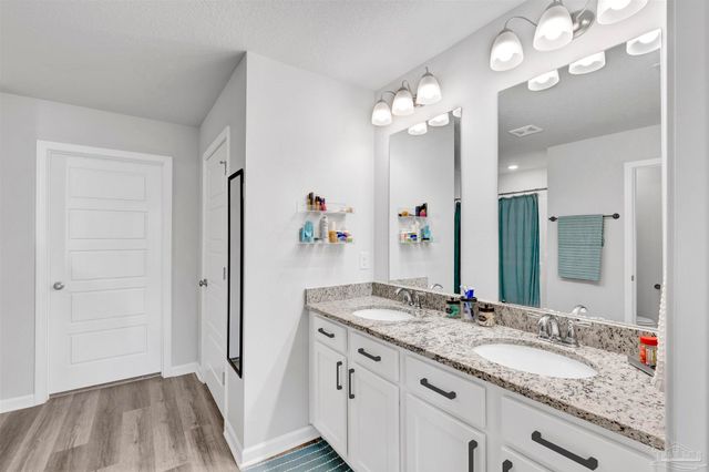 9747 Millee Loop, Pensacola, FL 32526