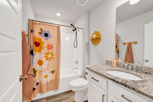 9747 Millee Loop, Pensacola, FL 32526