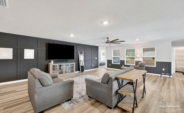 9747 Millee Loop, Pensacola, FL 32526