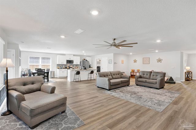 9747 Millee Loop, Pensacola, FL 32526