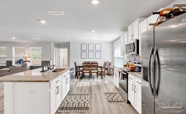 9747 Millee Loop, Pensacola, FL 32526