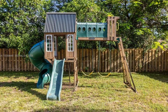 2154 Dorson Way, Delray Beach, FL 33445