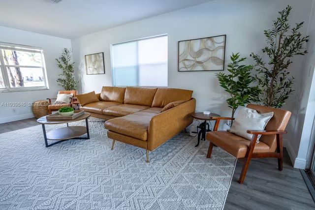 2154 Dorson Way, Delray Beach, FL 33445