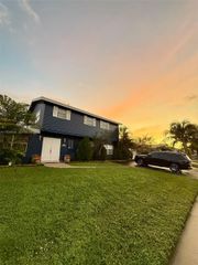 2154 Dorson Way, Delray Beach, FL 33445