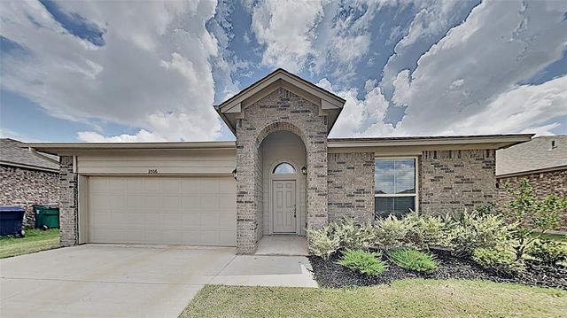 2516 Caden Court, Yukon, OK 73099