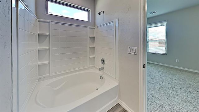 2516 Caden Court, Yukon, OK 73099