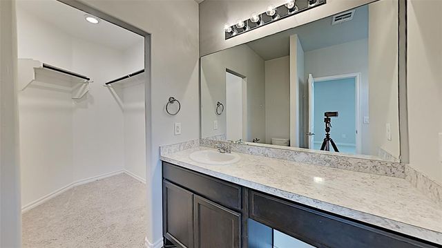 2516 Caden Court, Yukon, OK 73099