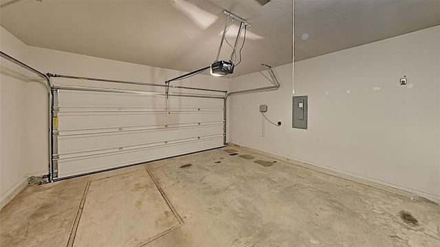 2516 Caden Court, Yukon, OK 73099