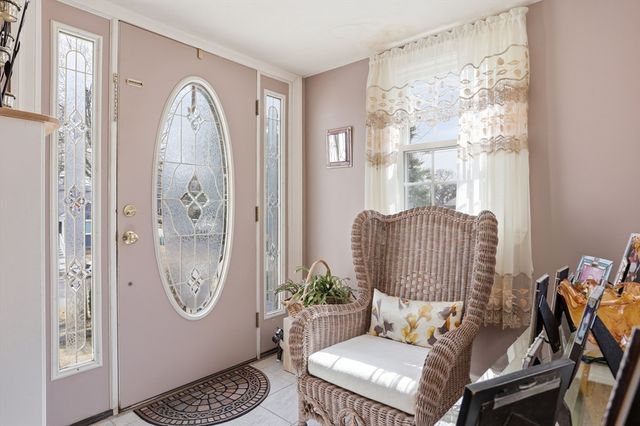 20 Jennings Rd, Waltham, MA 02451