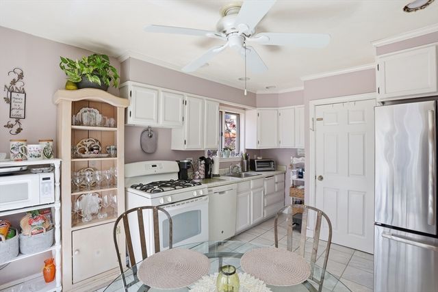 20 Jennings Rd, Waltham, MA 02451