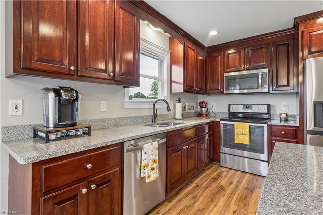 5230 Gum Fork RD, Gloucester, VA 23061