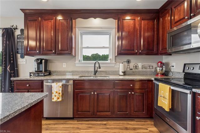 5230 Gum Fork RD, Gloucester, VA 23061