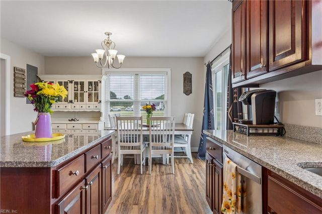 5230 Gum Fork RD, Gloucester, VA 23061