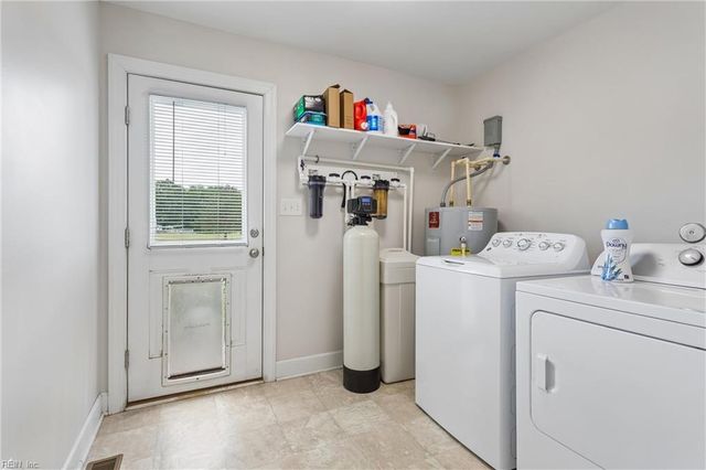 5230 Gum Fork RD, Gloucester, VA 23061