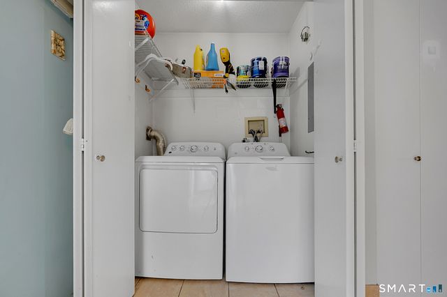 585 Park Road 7-2, Waterbury, CT 06708